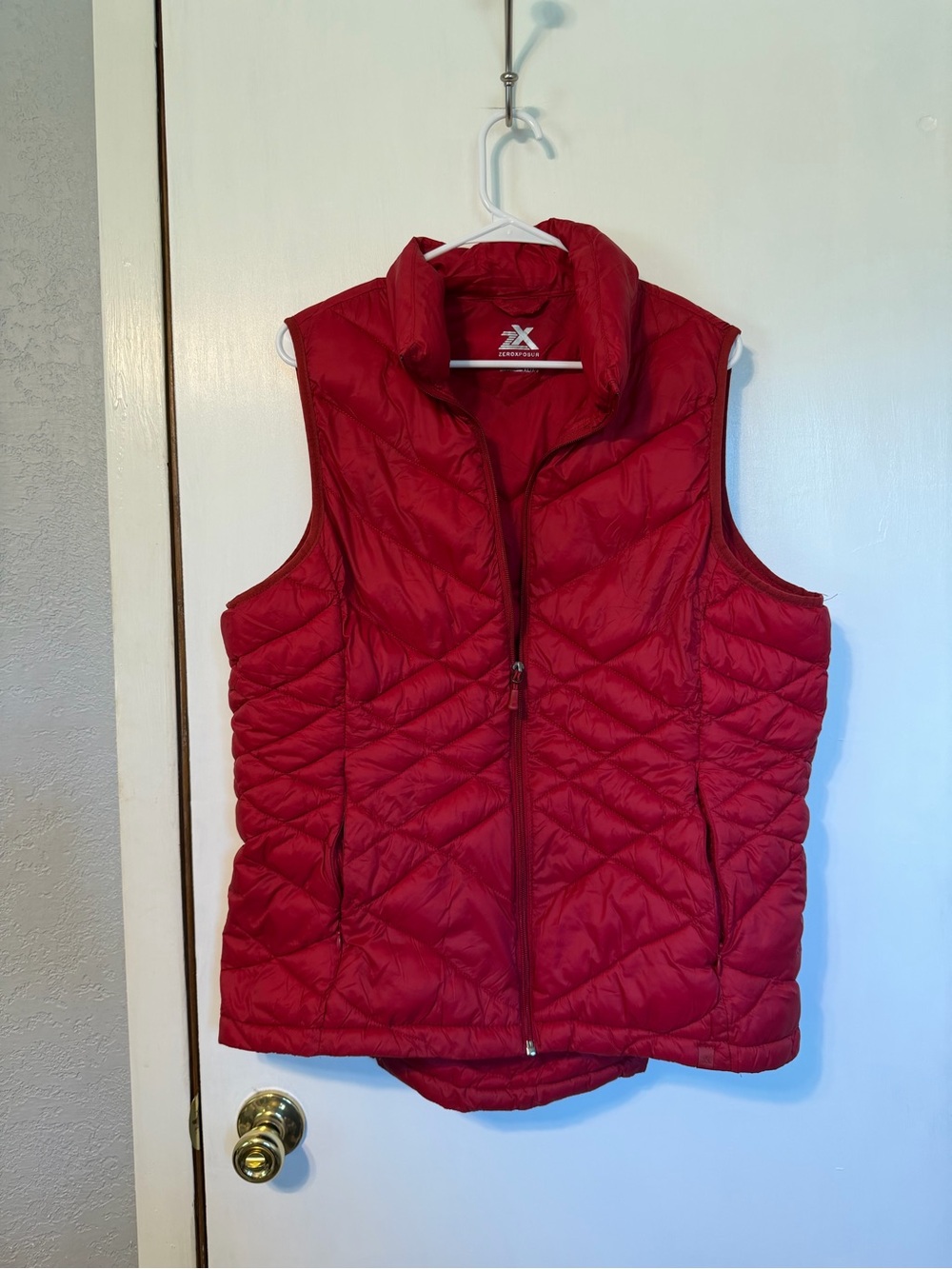 ZeroXposur Women's Red Quilted Puffer Vest
